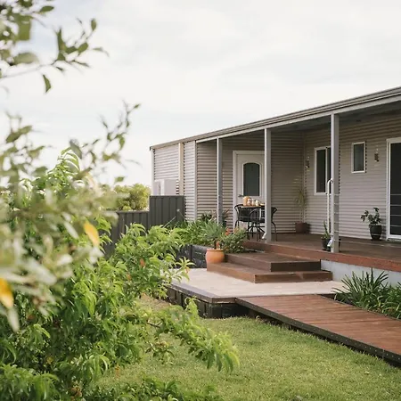 The Mains Guest House 2 Bedroom Farm Stay Corrigin Exterior photo