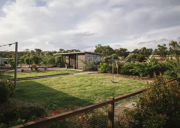 The Mains Guest House 2 Bedroom Farm Stay
