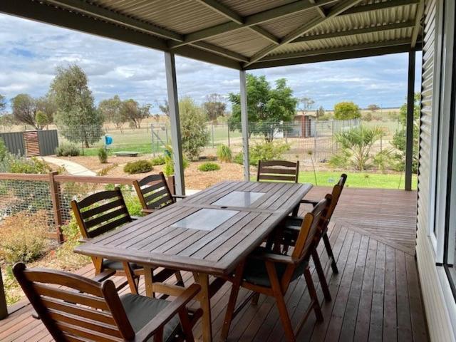 The Mains 2 Bedroom Farm Guest house